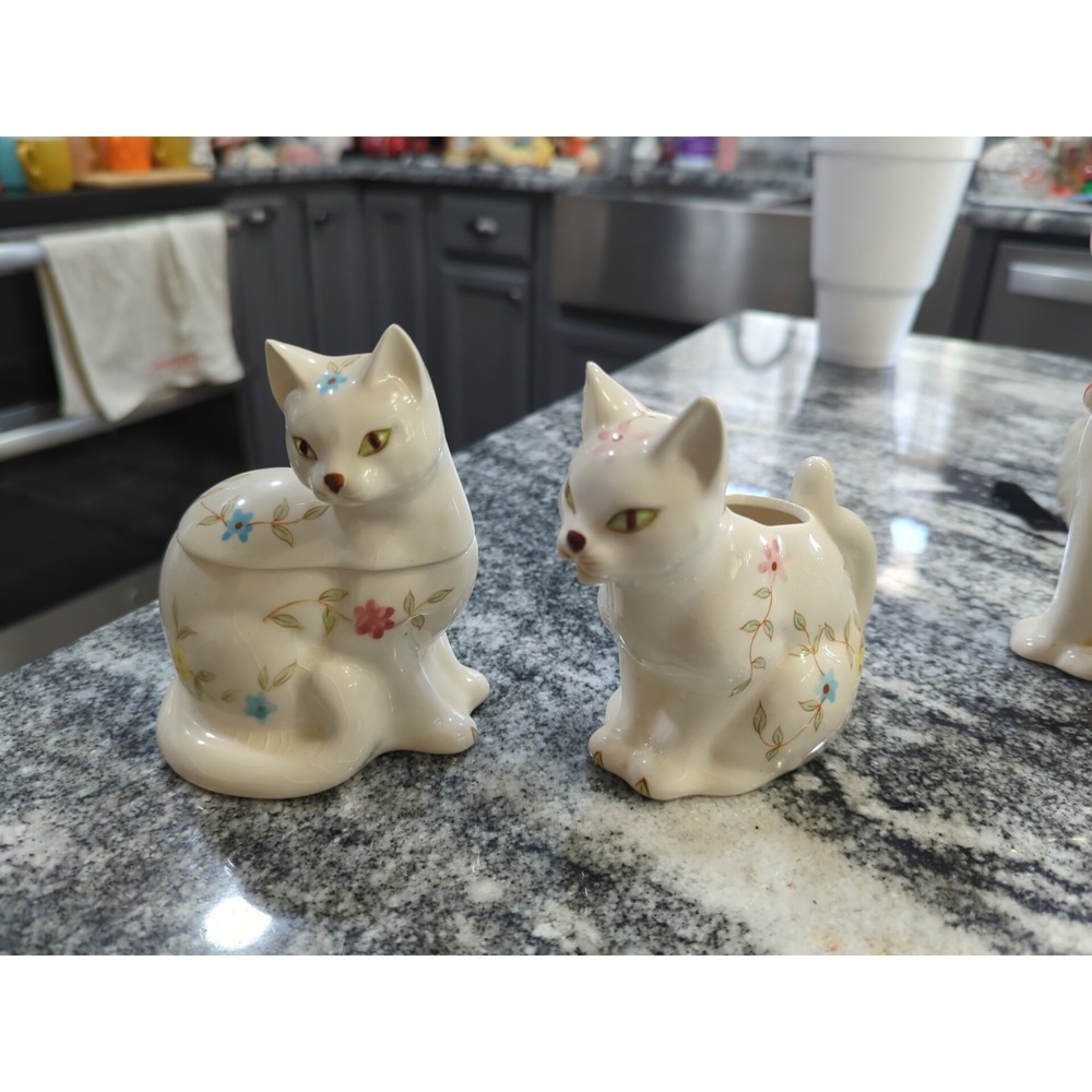 Vintage Enesco-Floral Cat Sugar Bowl & Creamer Green Eyes Flowers Kitties Kitty